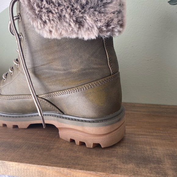 Lugz boots - Picture 5 of 7